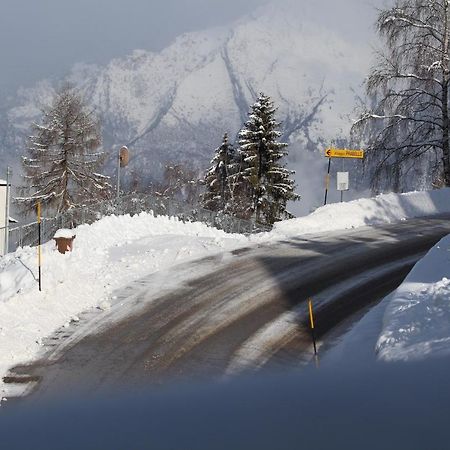 Appartamento Tipico Vista Dolomiti 네베갈 외부 사진