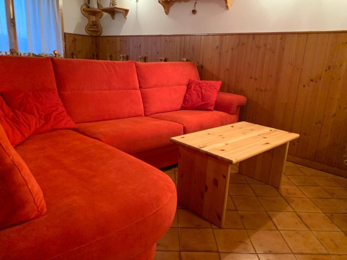 Appartamento Tipico Vista Dolomiti 네베갈 외부 사진