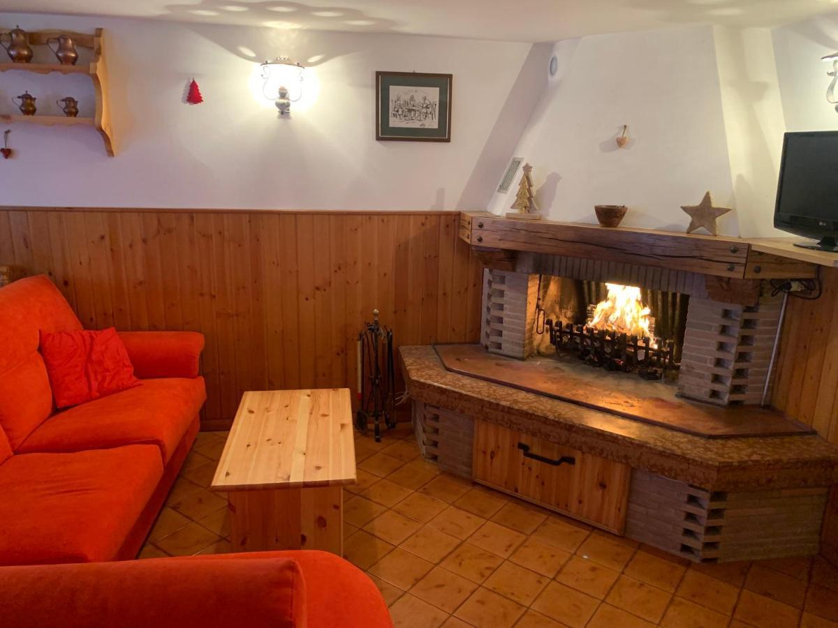 Appartamento Tipico Vista Dolomiti 네베갈 외부 사진