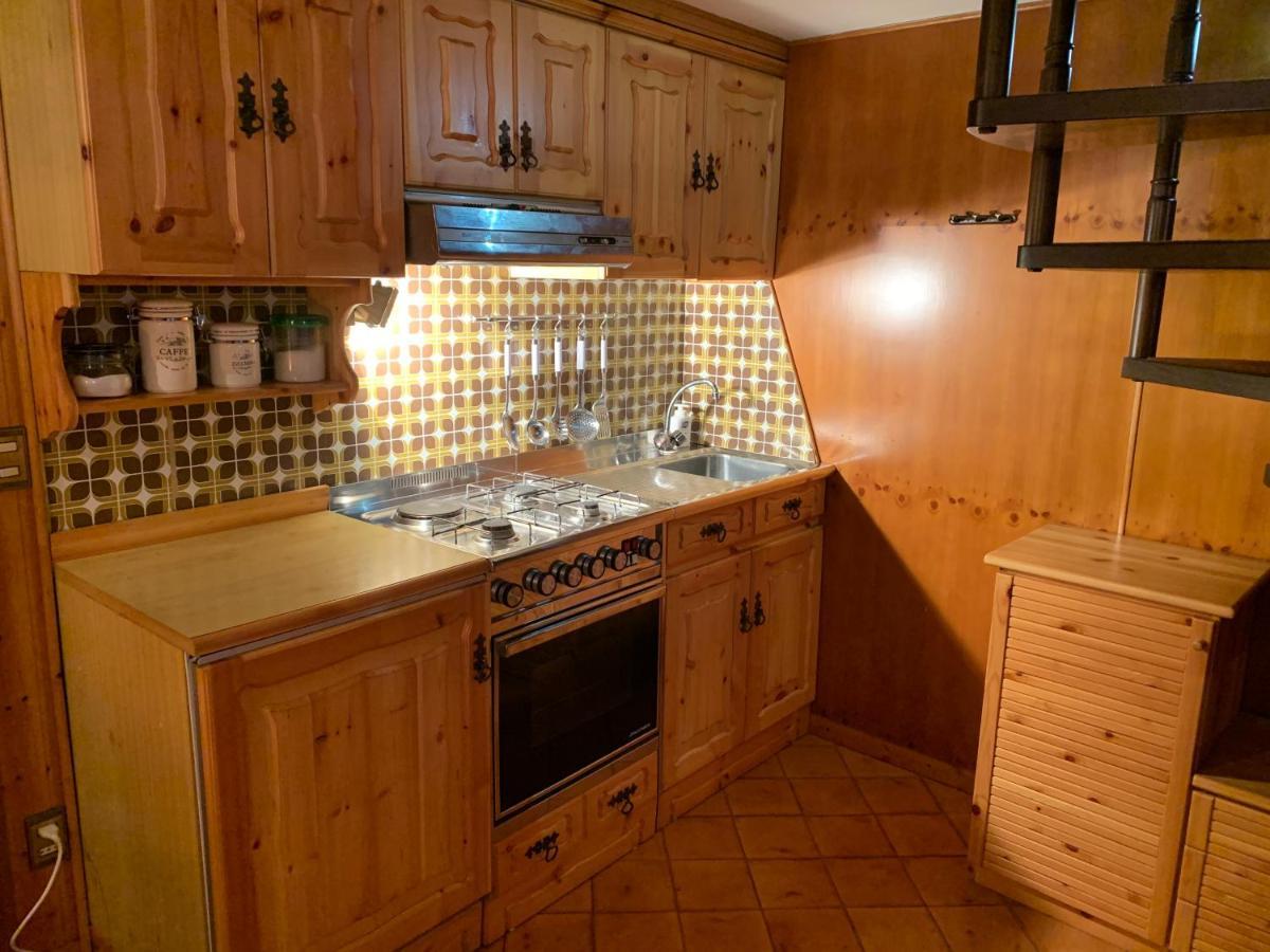 Appartamento Tipico Vista Dolomiti 네베갈 외부 사진