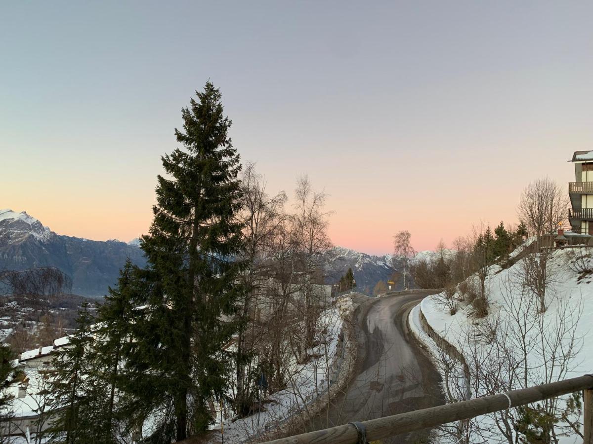 Appartamento Tipico Vista Dolomiti 네베갈 외부 사진